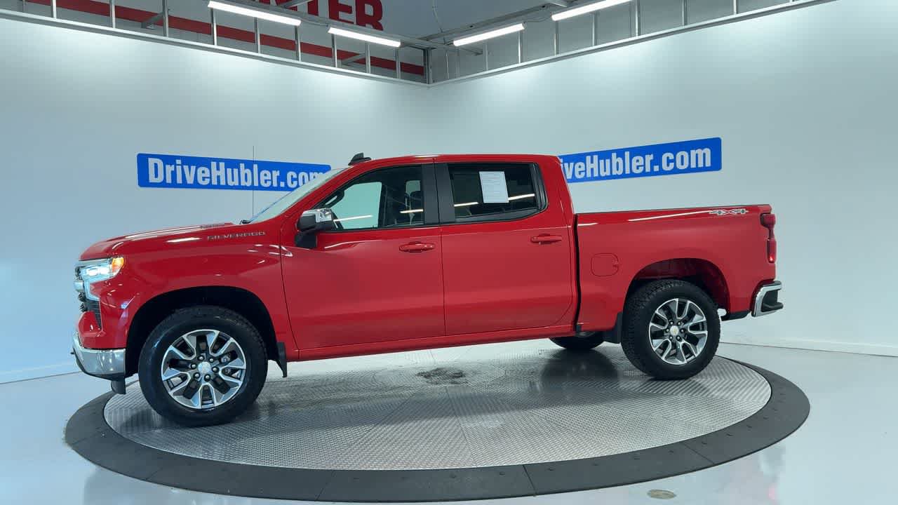 Used 2025 Chevrolet Silverado 1500 LT AWD/4WD image 7