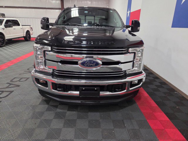 Used 2019 Ford F250 Lariat w/ Lariat Ultimate Package AWD/4WD image 17