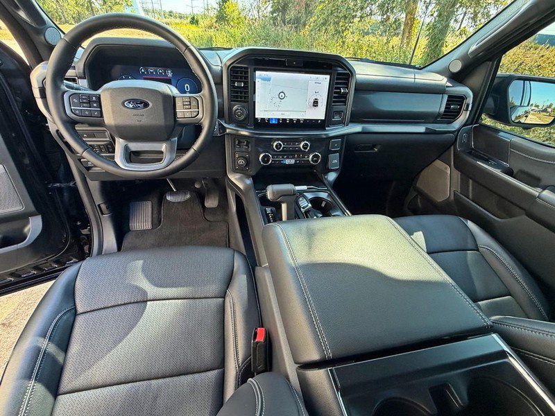 Used 2025 Ford F150 Lariat AWD/4WD image 22