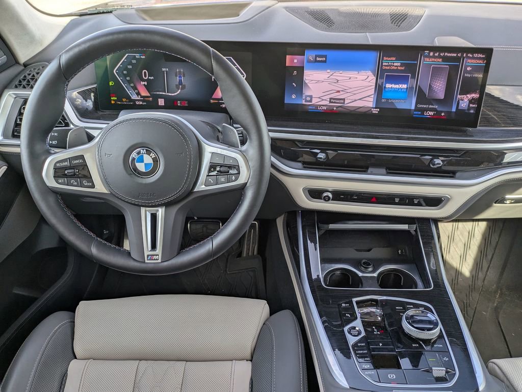 Used 2023 BMW X7 M60i w/ Executive Package image 26
