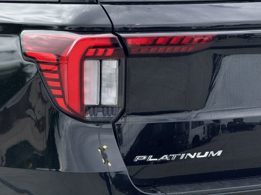 Used 2025 Ford Explorer Platinum w/ LUX Leather Package image 10