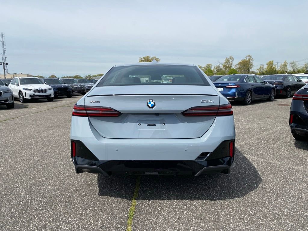 New 2026 BMW 530i xDrive AWD/4WD image 3