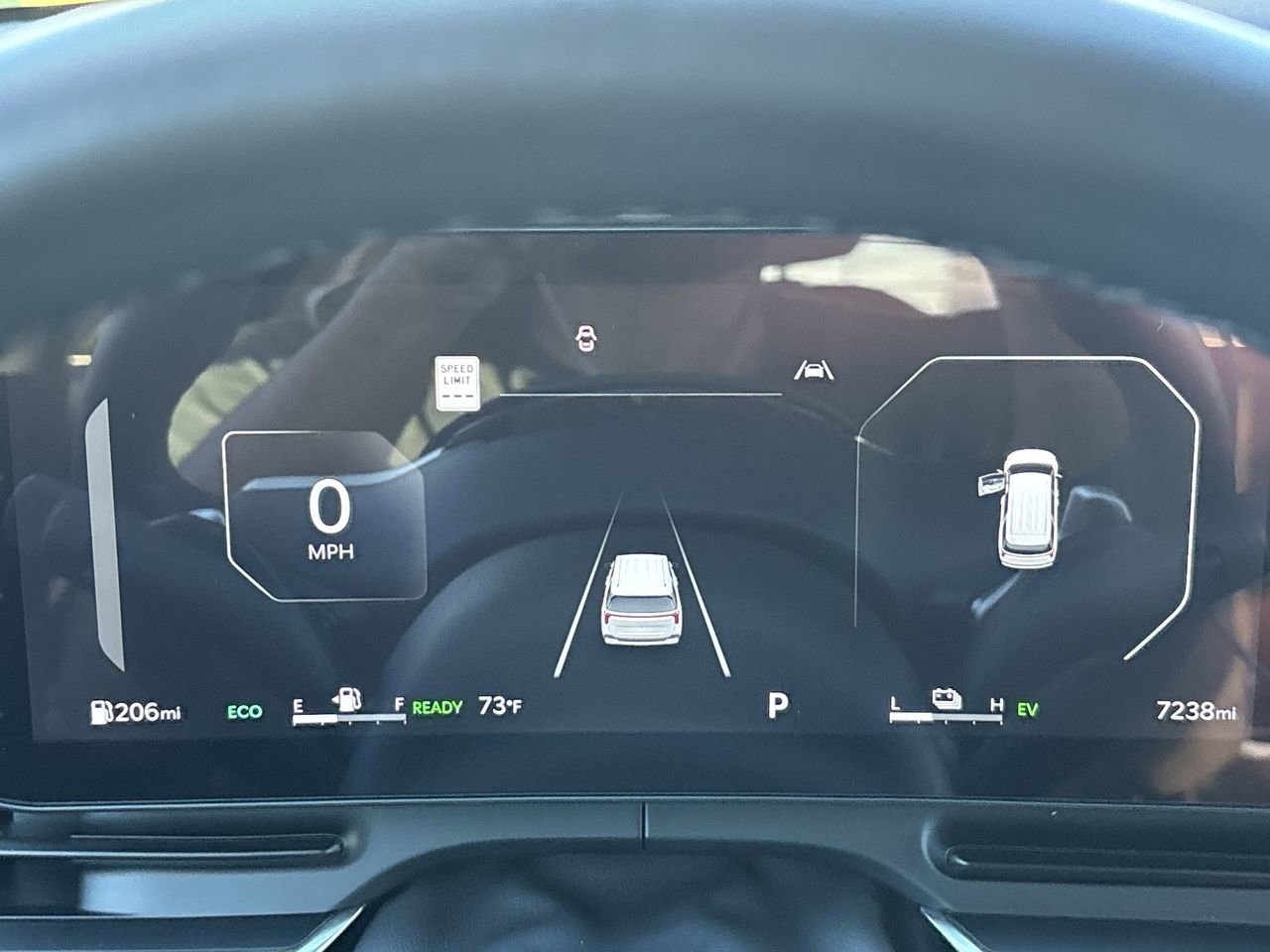 Used 2026 Kia Carnival SX Prestige image 25