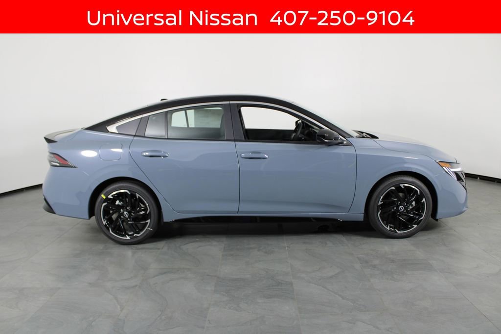 New 2026 Nissan Sentra SR w/ Floor Mat Package FWD image 11