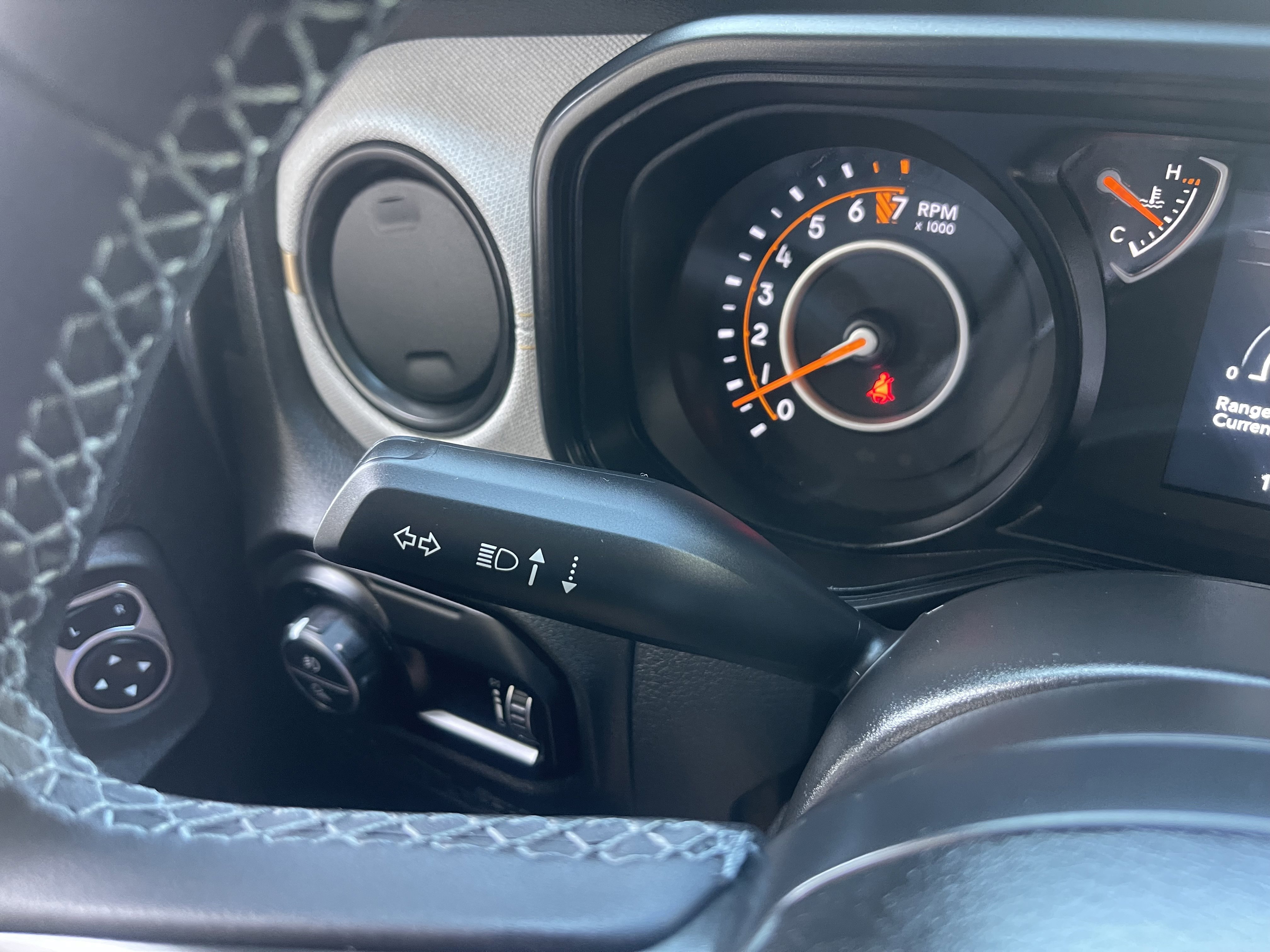 New 2026 Jeep Gladiator Sport AWD/4WD image 39