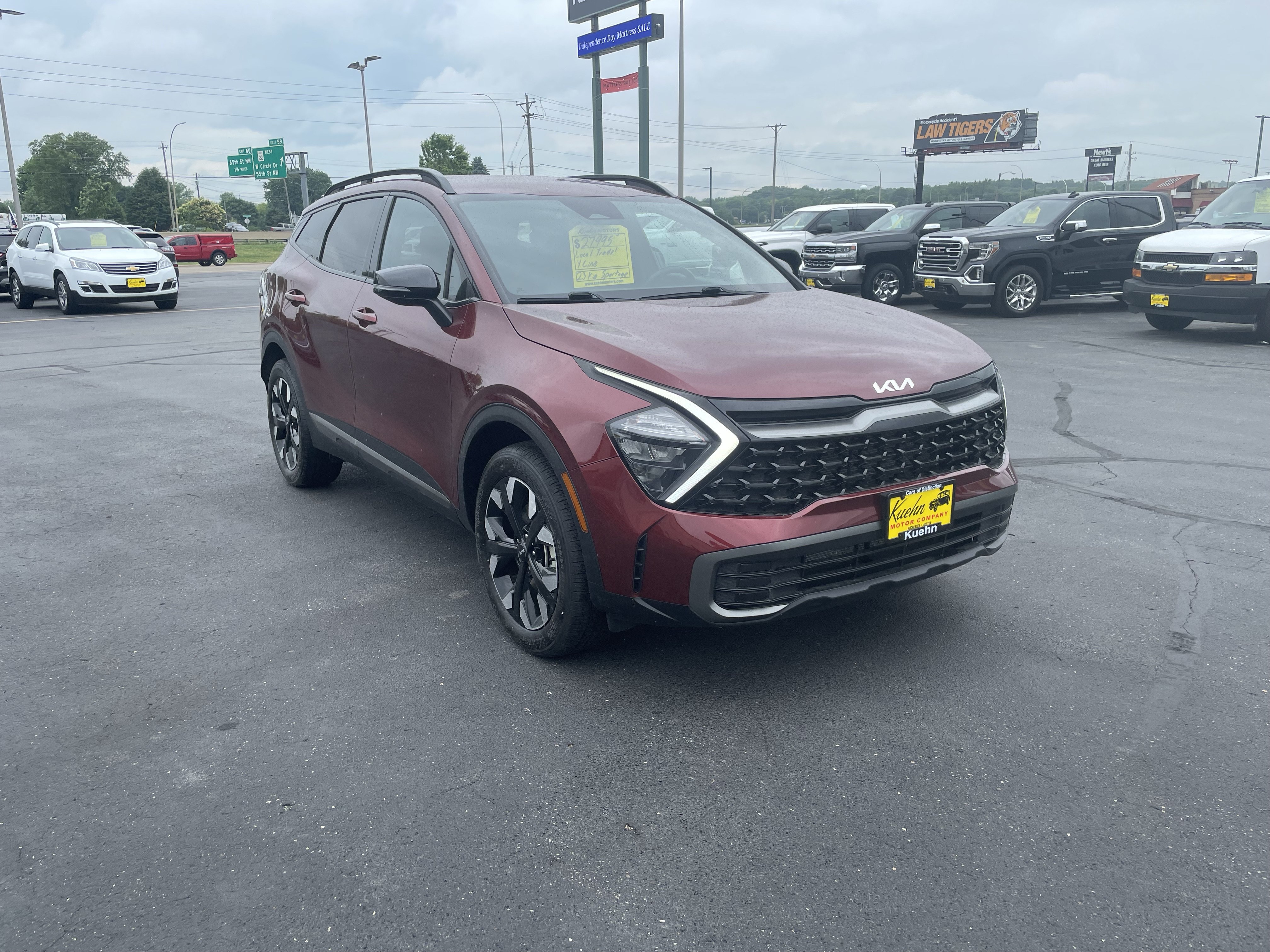 Used 2023 Kia Sportage X-Line AWD/4WD image 2