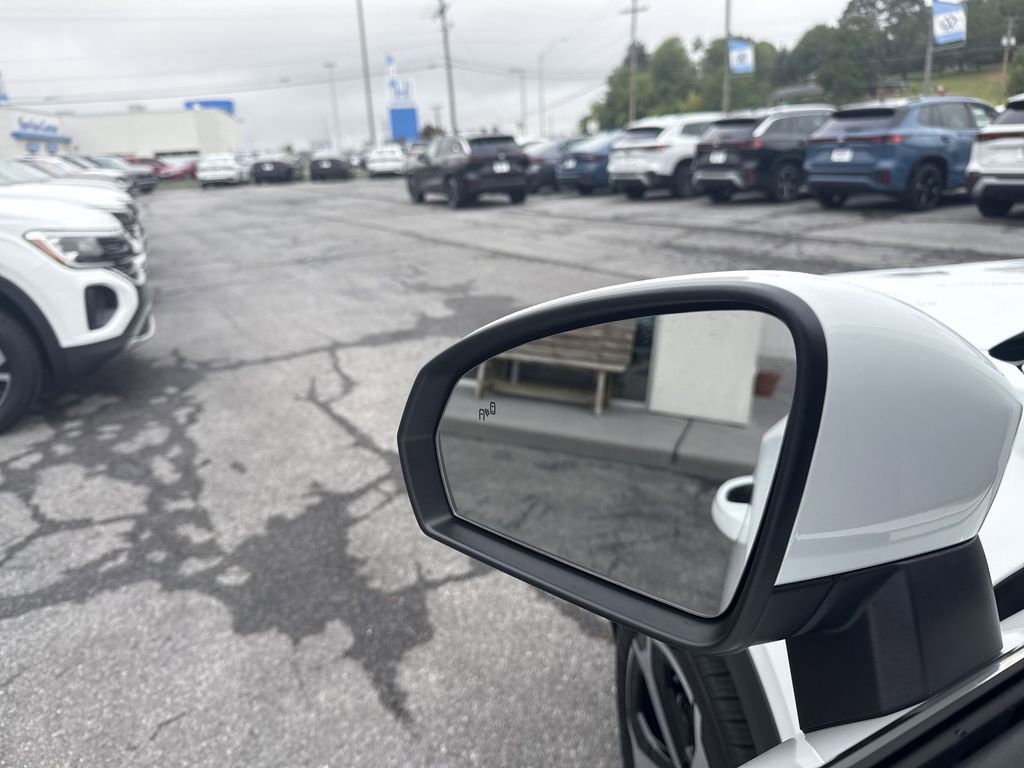 New 2025 Volkswagen Taos SEL AWD/4WD image 23