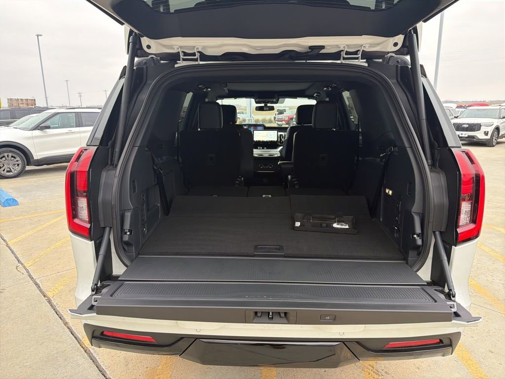 New 2025 Ford Expedition Tremor image 26