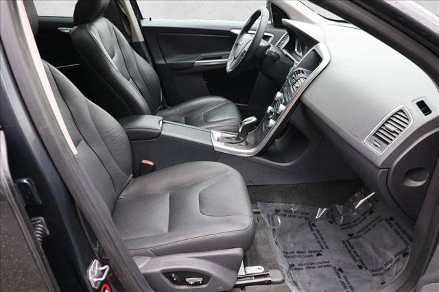 Used 2015 Volvo XC60 T5 Premier FWD image 28
