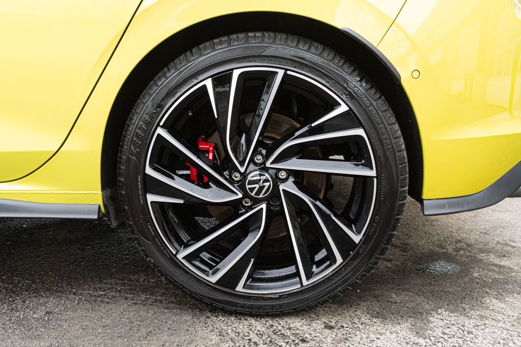 Used 2022 Volkswagen GTI Autobahn image 37