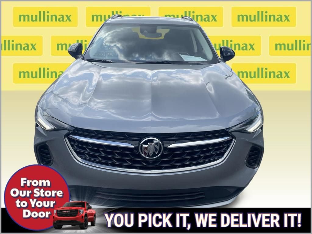 Used 2023 Buick Envision Essence w/ Technology Package I AWD/4WD image 2