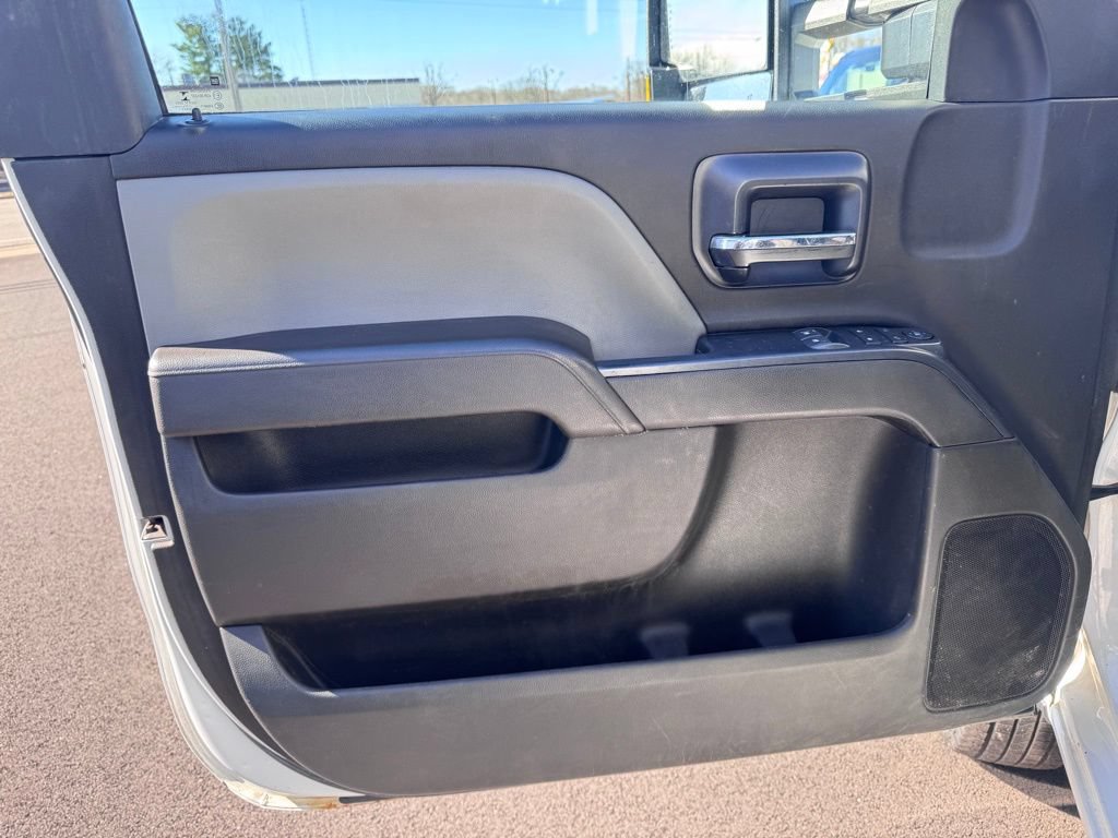 Used 2018 Chevrolet Silverado 3500 W/T w/ WT Convenience Package AWD/4WD image 12