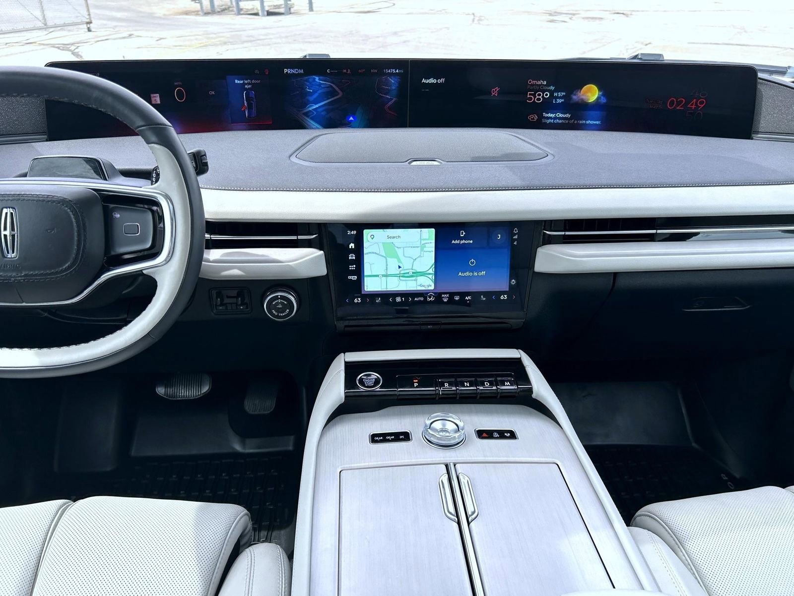 Used 2025 Lincoln Navigator Reserve AWD/4WD image 12
