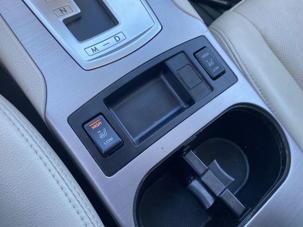 Used 2014 Subaru Outback 2.5i Limited image 11