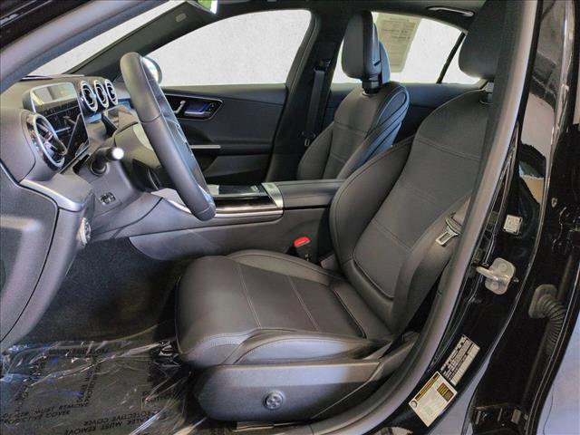 Used 2025 Mercedes-Benz C 300 4MATIC Sedan image 16