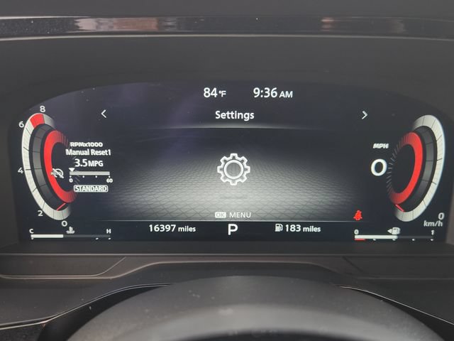 Used 2025 Nissan Pathfinder Platinum w/ Lighting Package (N93) FWD image 17
