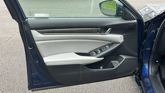 Used 2020 Honda Accord EX image 9