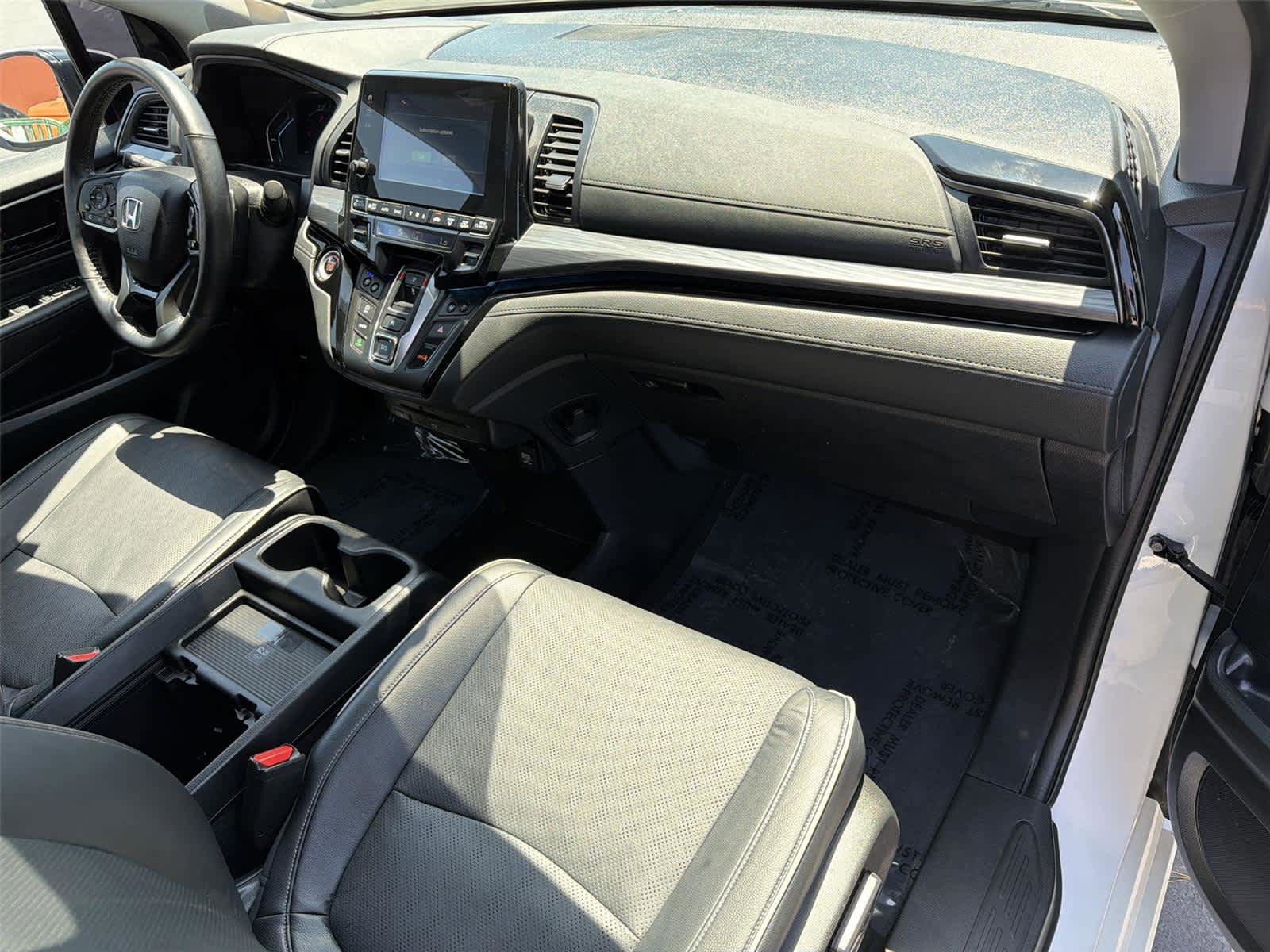 Used 2024 Honda Odyssey Elite image 13