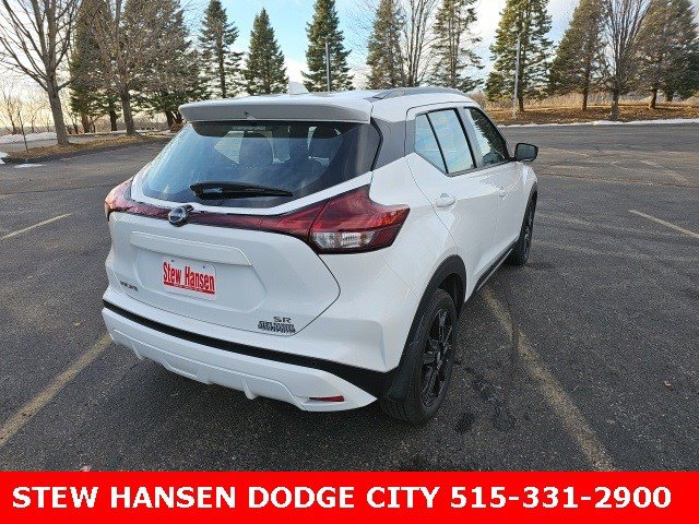 Used 2024 Nissan Kicks SR image 6
