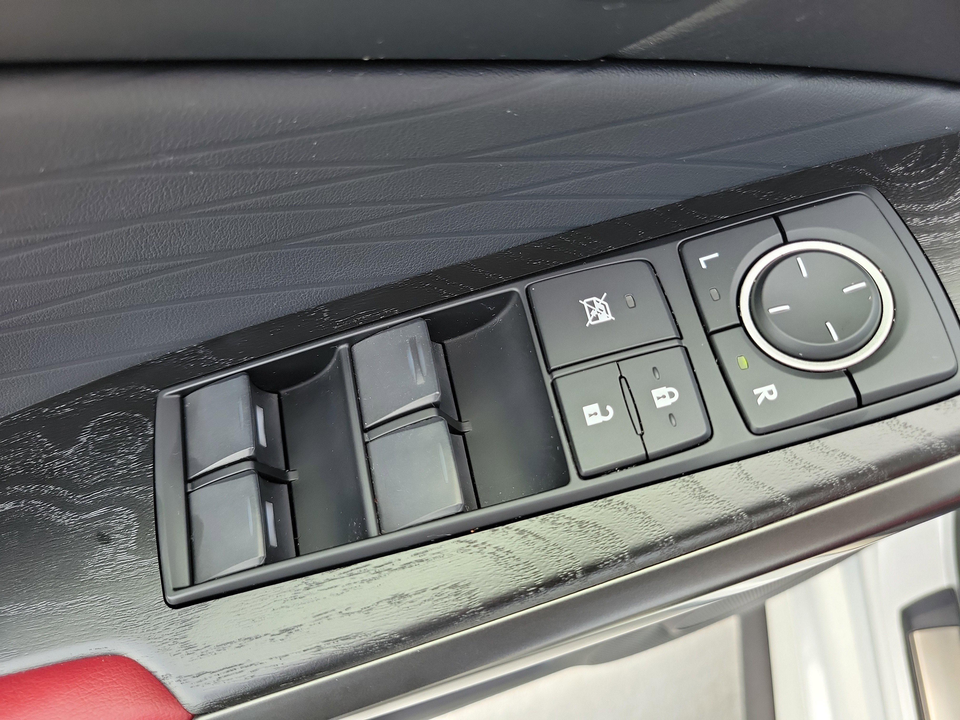 Used 2023 Lexus IS 300 w/ Premium Package RWD image 20