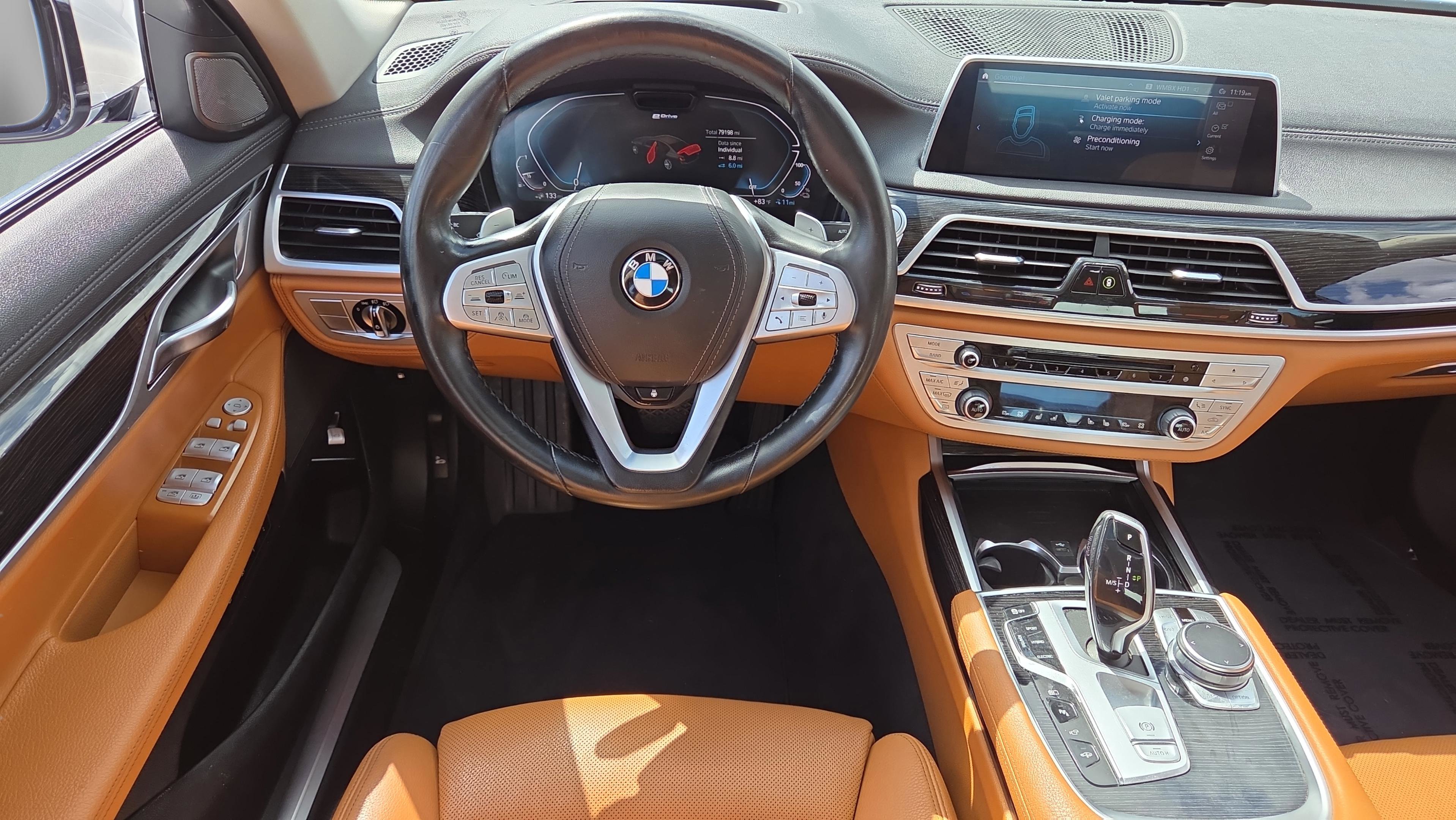 Used 2020 BMW 745e xDrive image 29