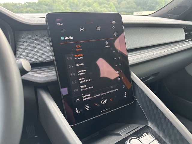 Used 2022 Polestar Polestar 2 w/ Performance Package image 18