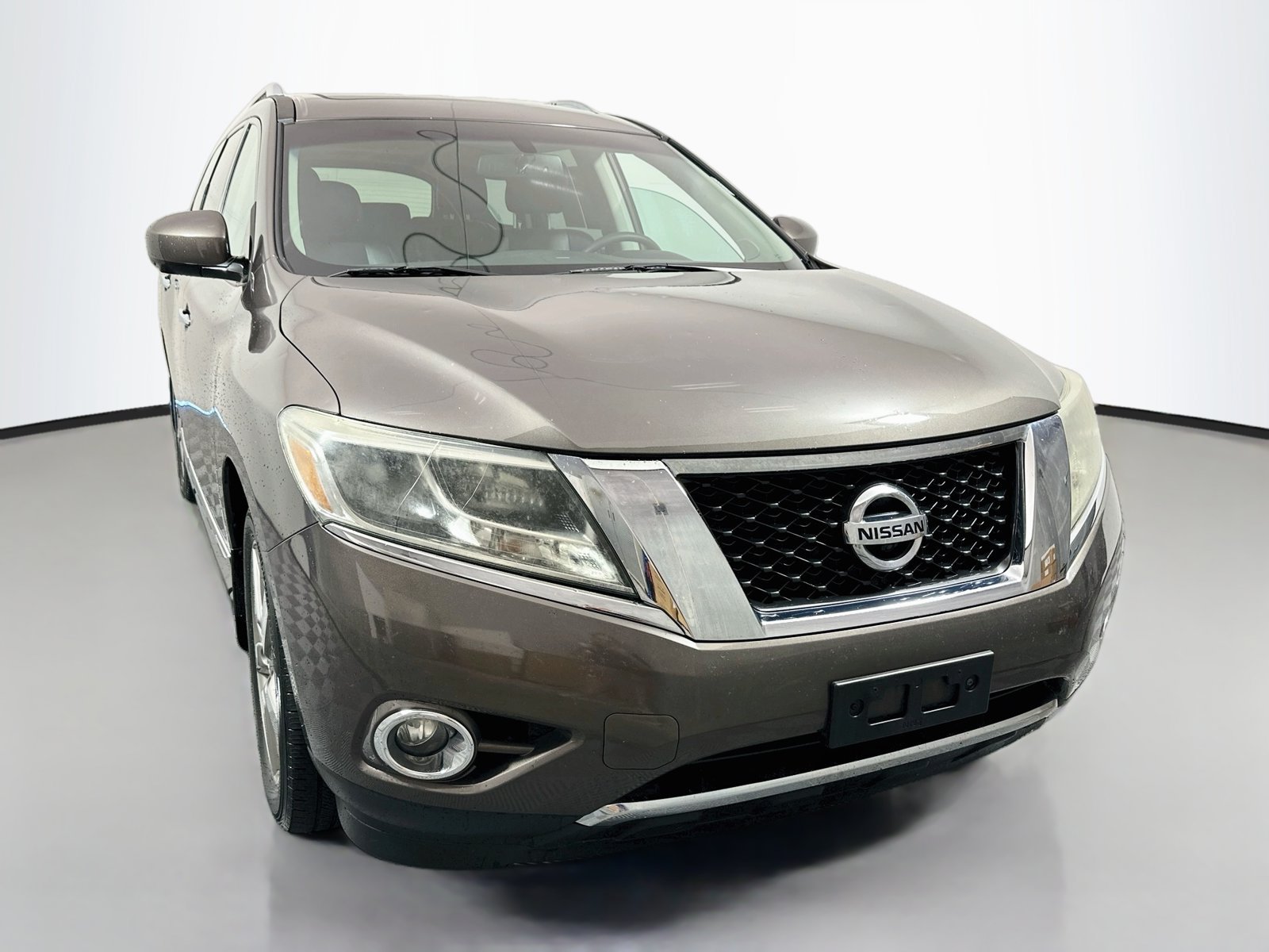 Used 2016 Nissan Pathfinder Platinum AWD/4WD image 2