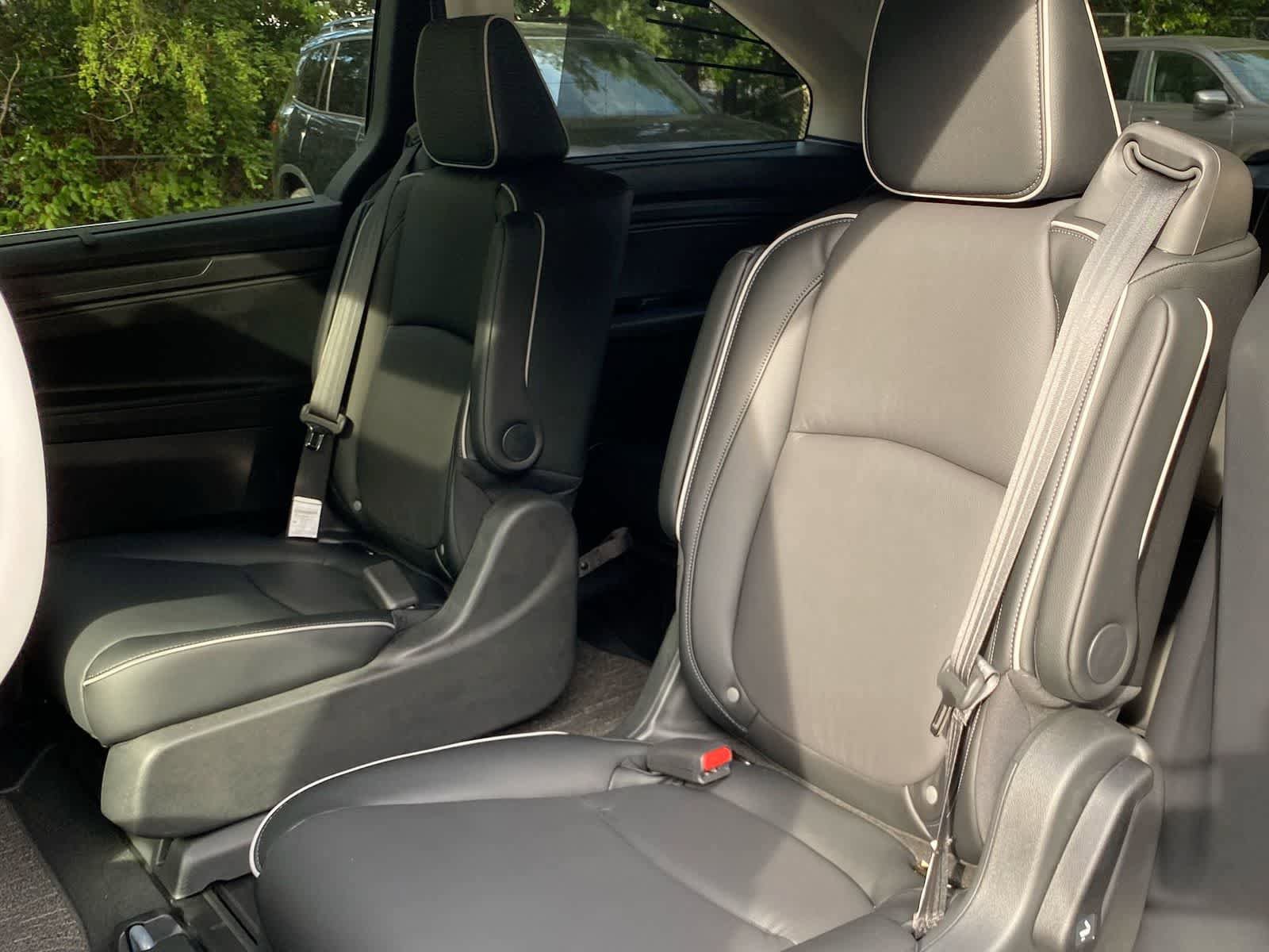 New 2026 Honda Odyssey Touring image 10