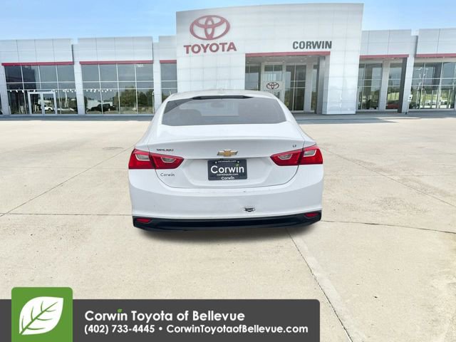 Used 2017 Chevrolet Malibu LT image 7