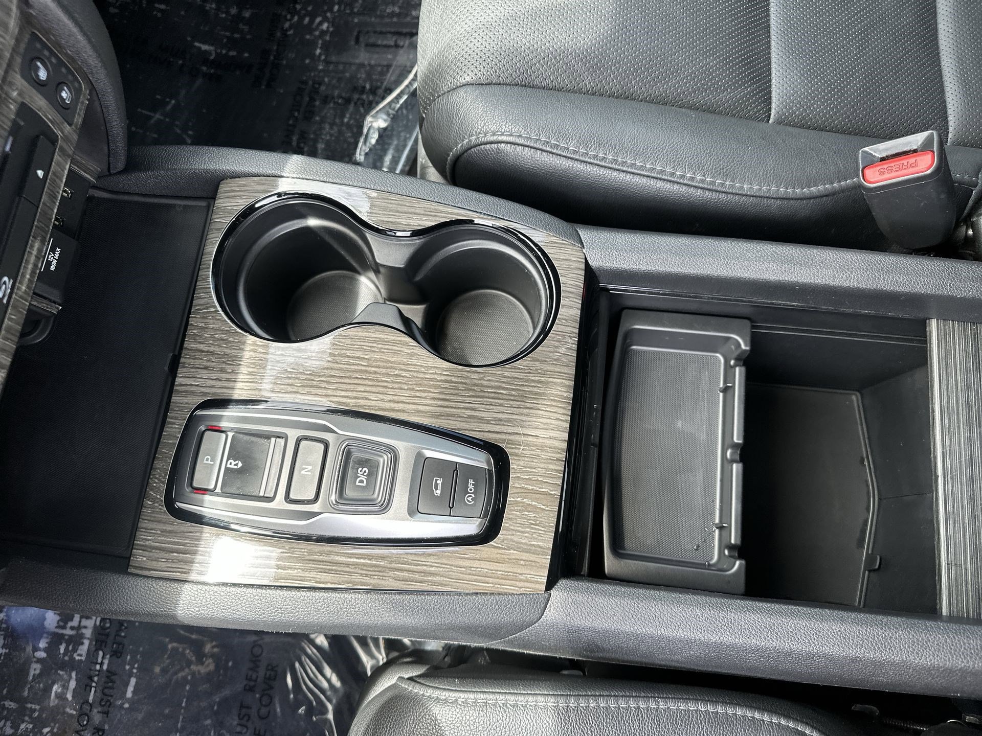 Used 2018 Honda Pilot Elite image 23