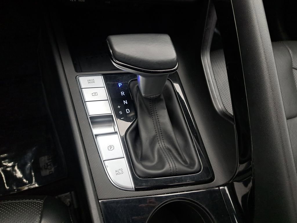 Used 2023 Hyundai Elantra Limited image 24