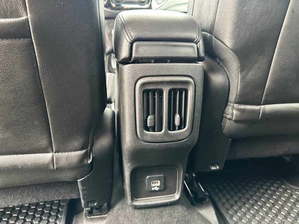 Used 2018 Jeep Compass Latitude AWD/4WD image 11