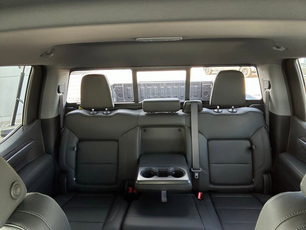 New 2026 GMC Sierra 1500 SLT image 25