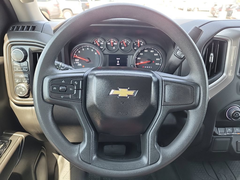Used 2024 Chevrolet Silverado 1500 Custom AWD/4WD image 28