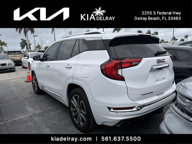 Used 2020 GMC Terrain Denali w/ Denali Premium Package image 3