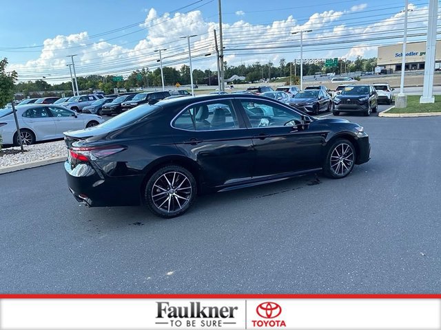 Used 2024 Toyota Camry SE FWD image 8