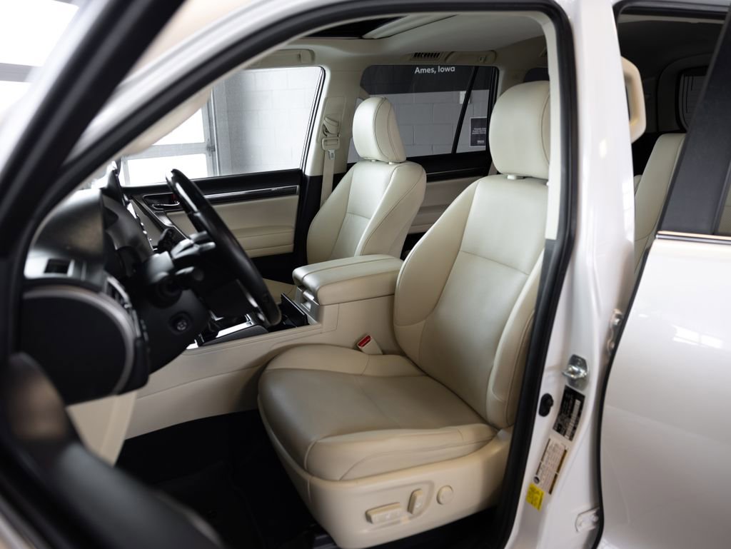 Used 2023 Lexus GX 460 Premium image 10
