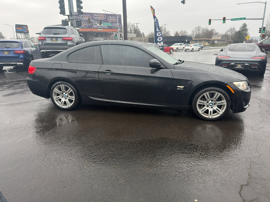 Used 2013 BMW 335i xDrive Coupe w/ M Sport Pkg image 7