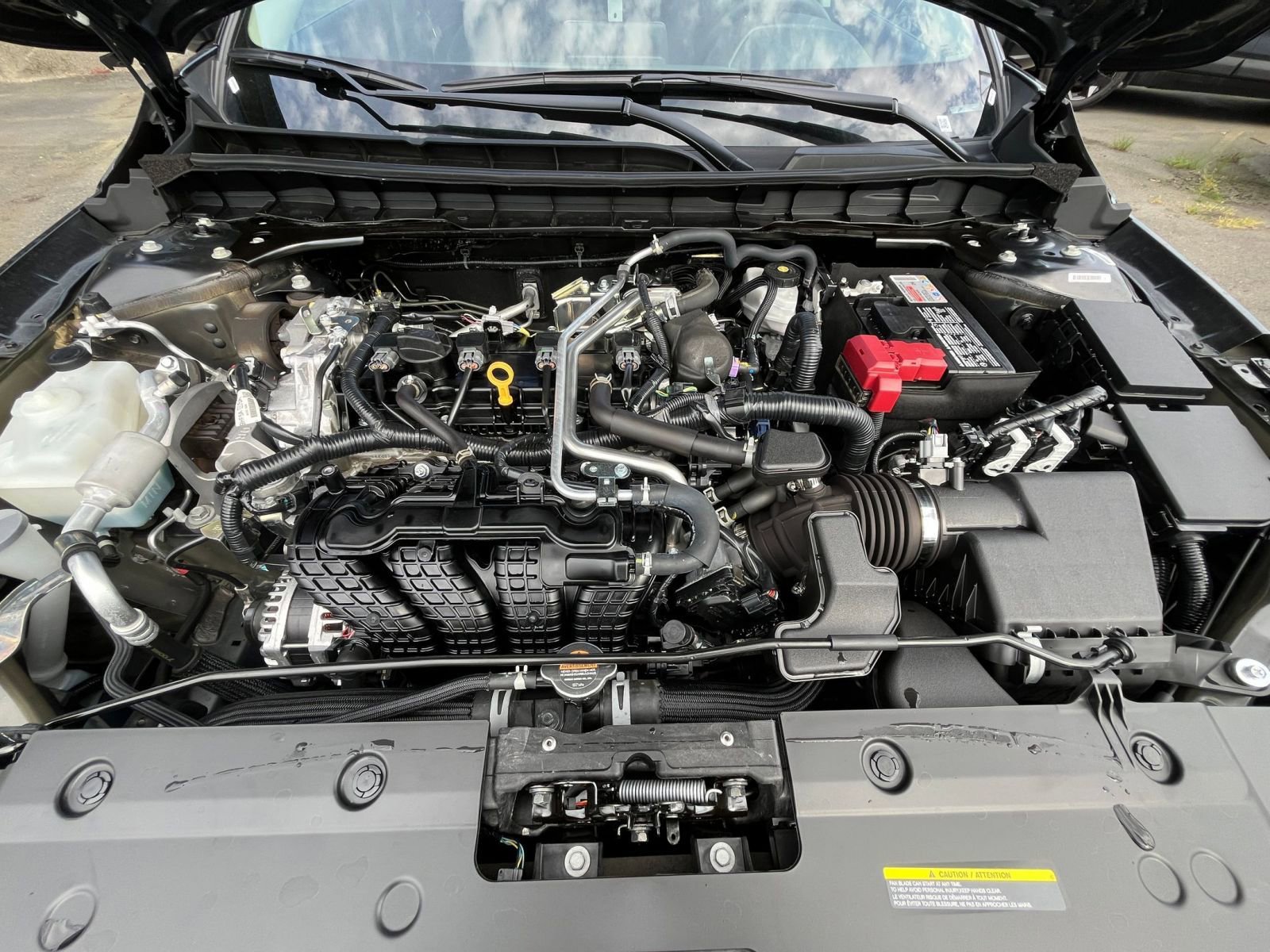 Used 2025 Nissan Altima 2.5 SV FWD image 33
