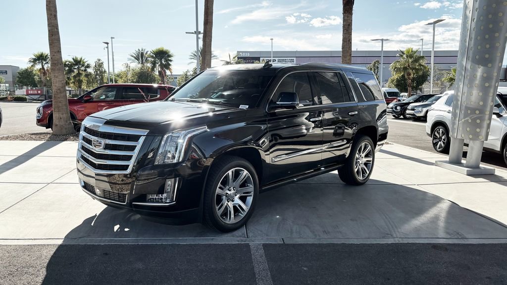Used 2015 Cadillac Escalade Premium AWD/4WD image 4