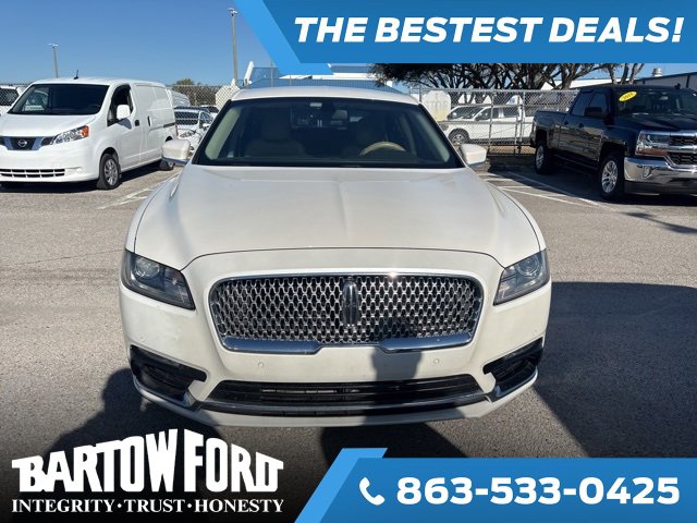 Used 2017 Lincoln Continental Reserve image 2