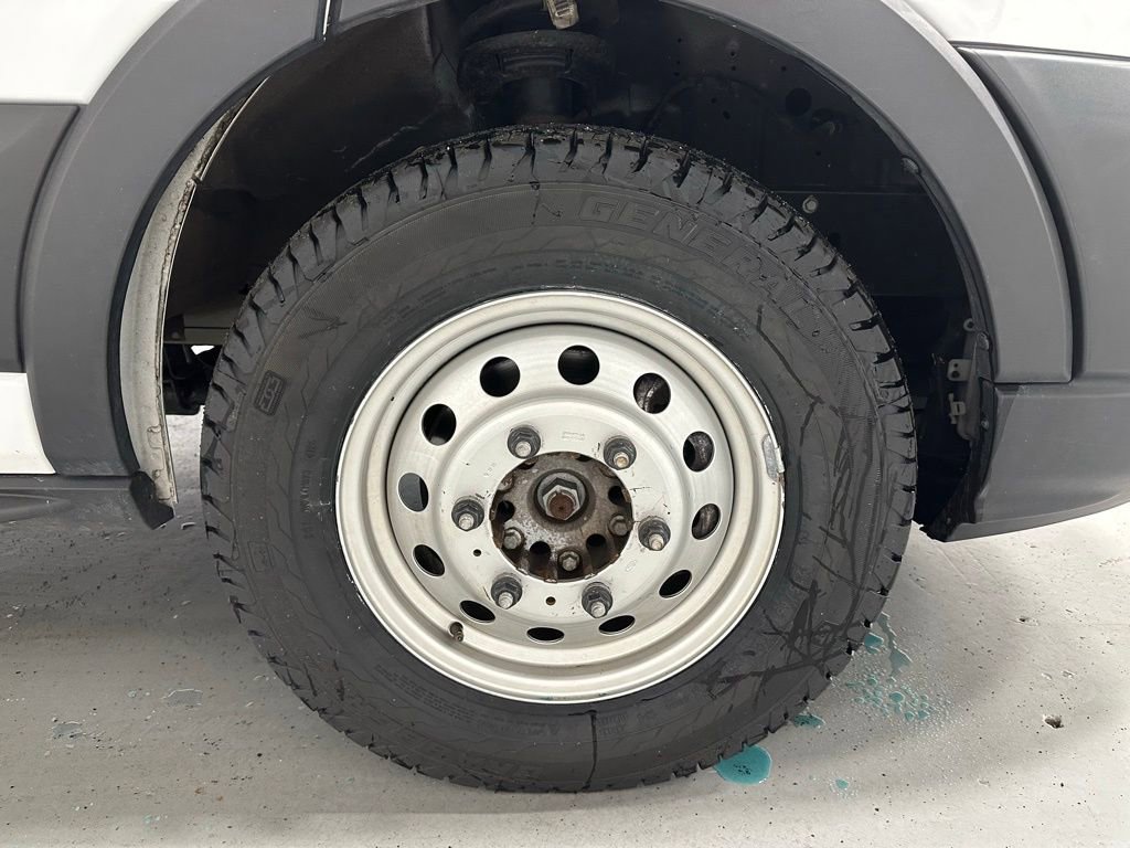 Used 2024 Ford Transit 250 148 Medium Roof Extended AWD w/ Load Area Protection Package image 48