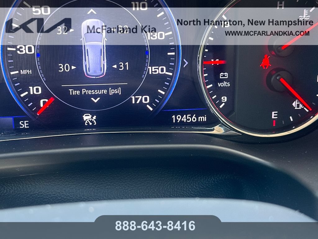 Used 2023 GMC Acadia Denali w/ Denali Technology Package AWD/4WD image 17