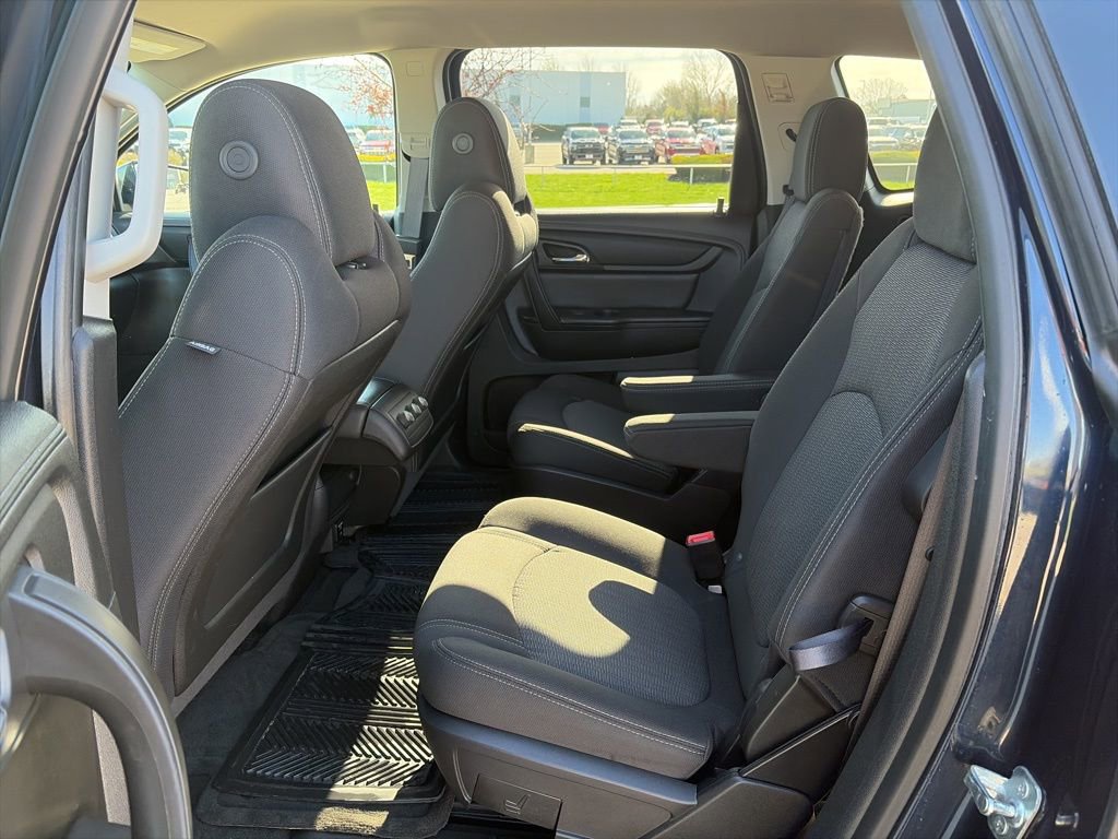 Used 2015 Chevrolet Traverse LT w/ Style and Technology Package image 42