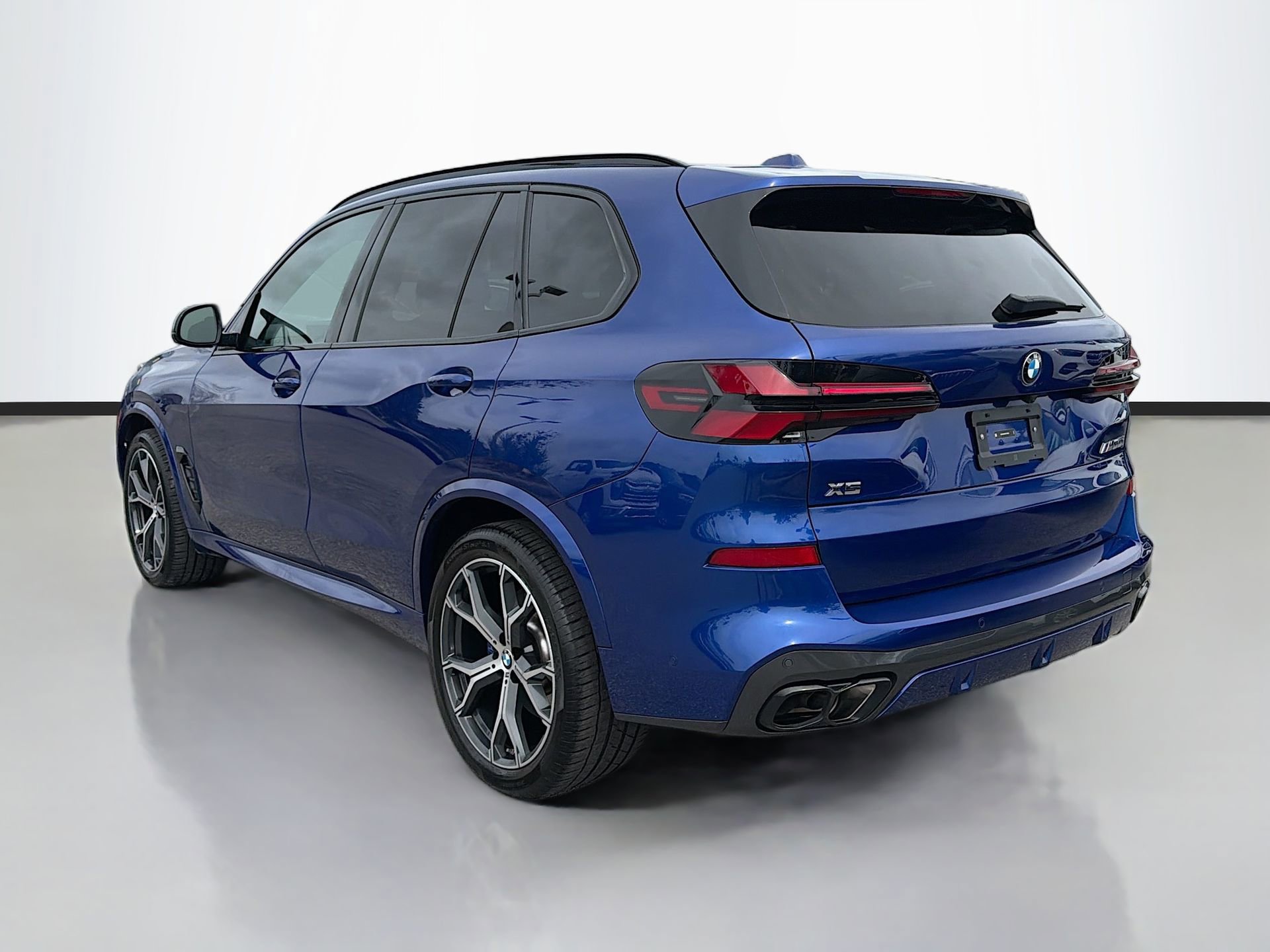 Certified 2026 BMW X5 M60i image 6
