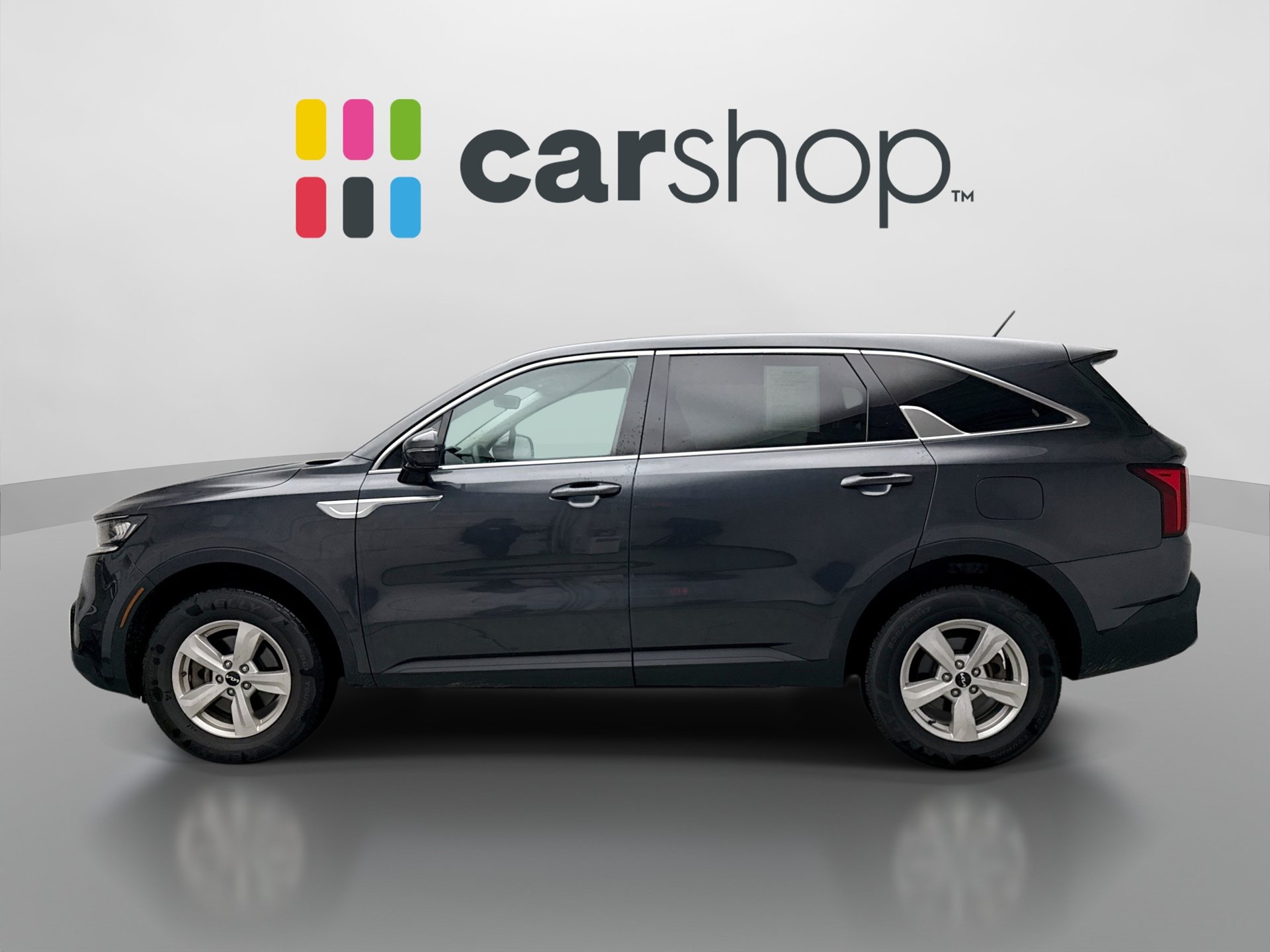 Used 2023 Kia Sorento LX AWD/4WD image 2