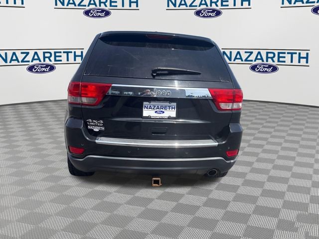 Used 2011 Jeep Grand Cherokee Limited AWD/4WD image 6