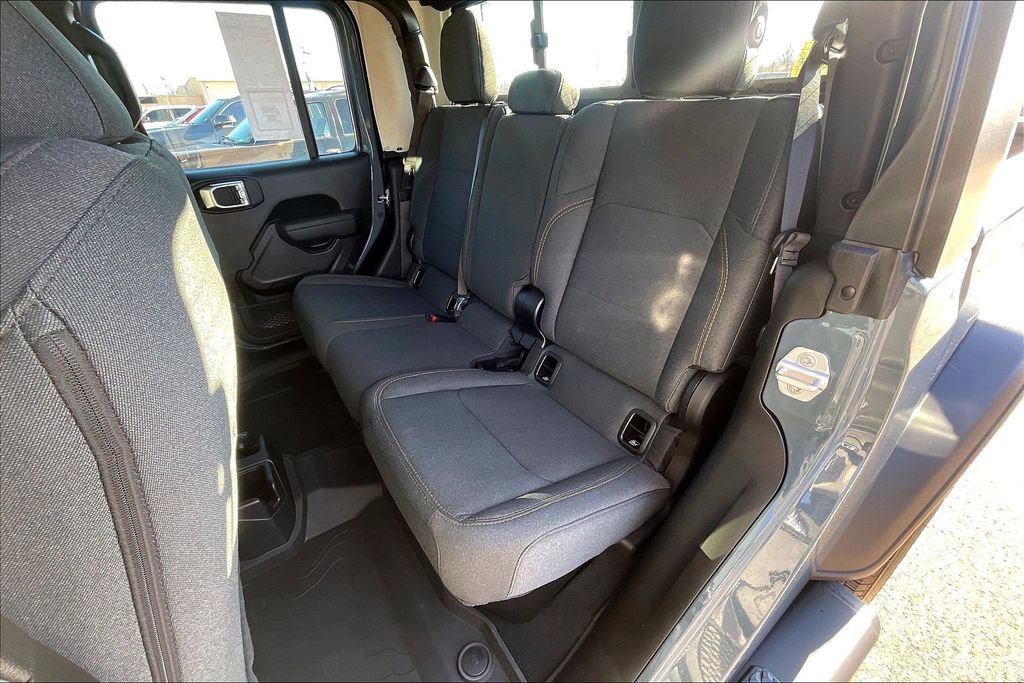 New 2026 Jeep Gladiator Sport image 10