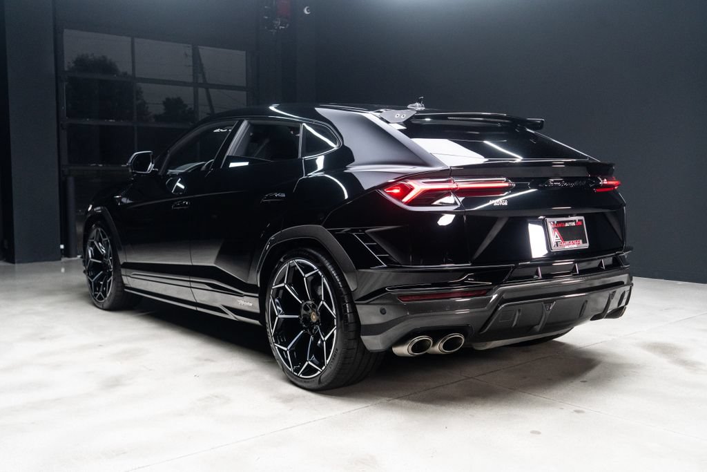 Used 2023 Lamborghini Urus Performante AWD/4WD image 23