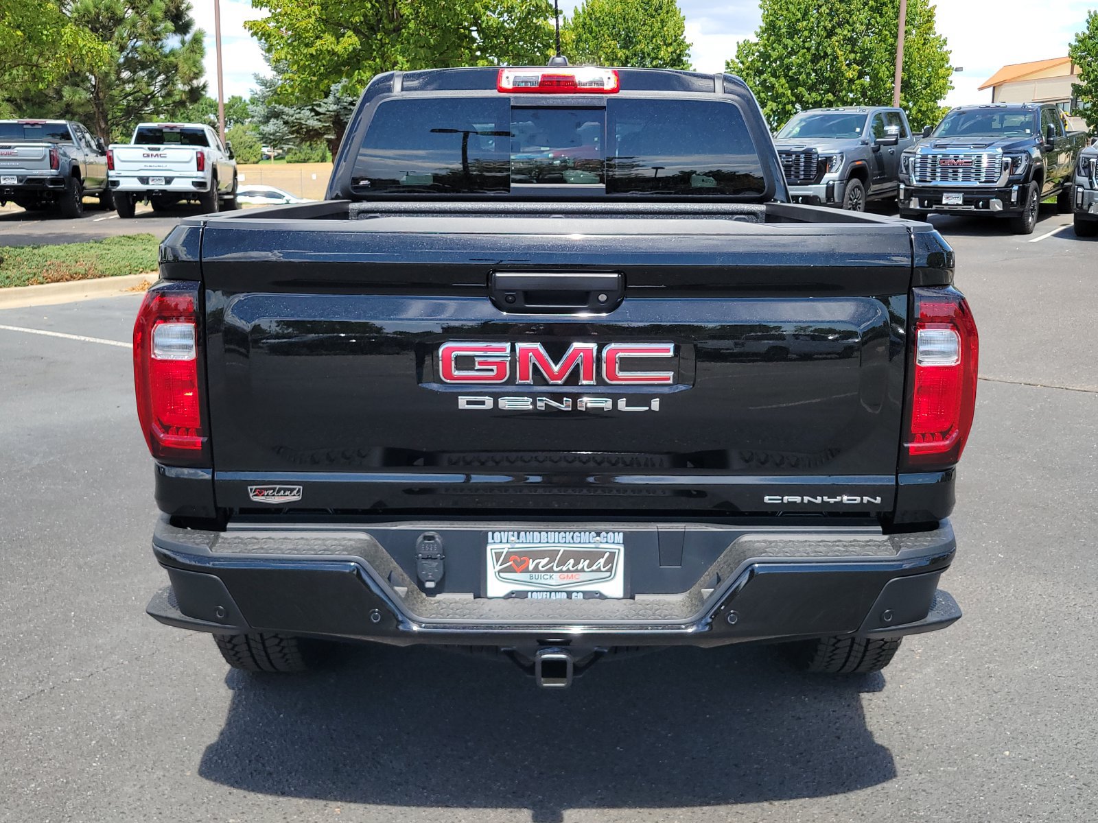 New 2026 GMC Canyon Denali AWD/4WD image 9
